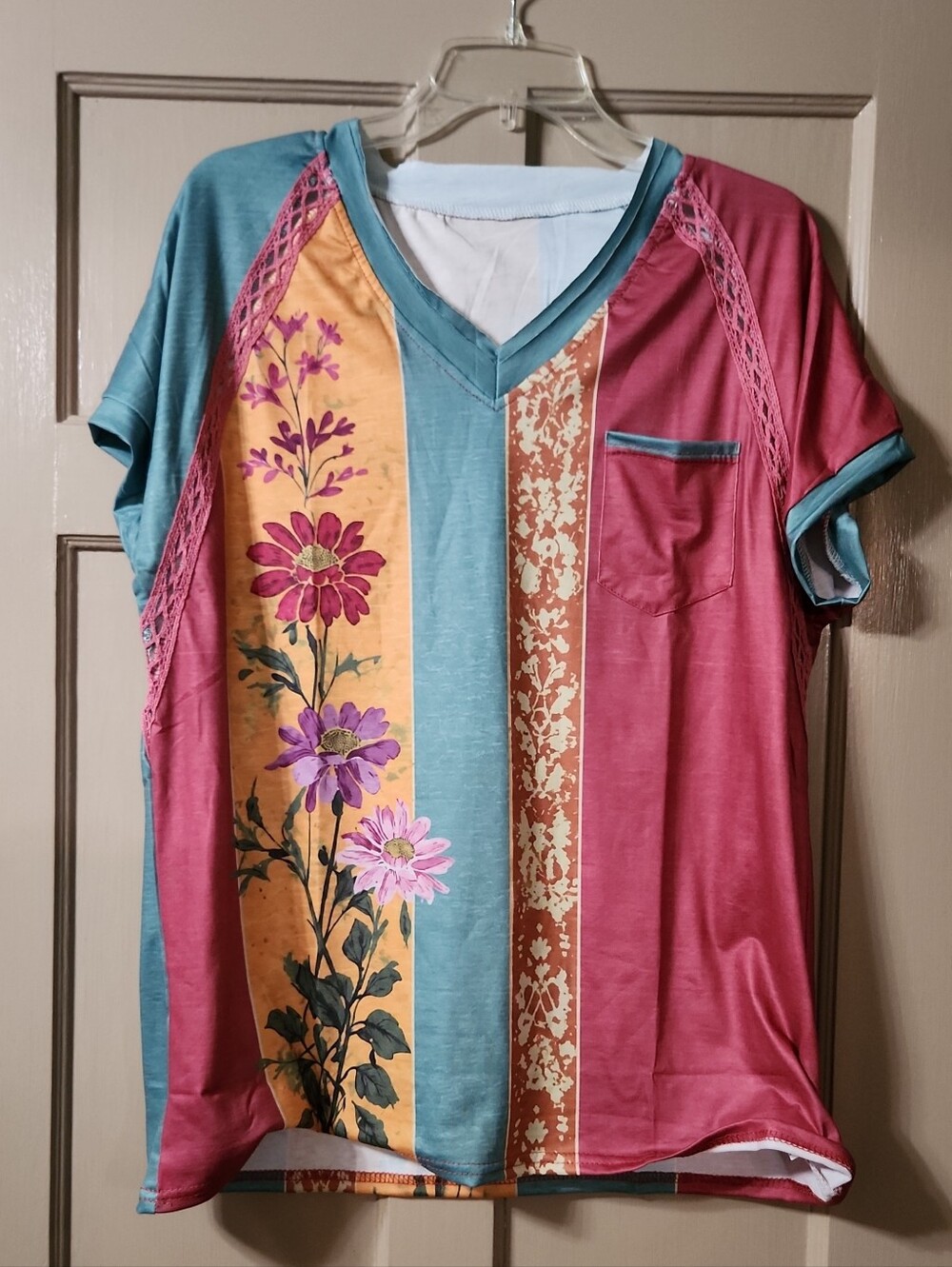New CherryBetty Floral Colorblock V-Neck Short Sleeve Top - Teal & Mauve L